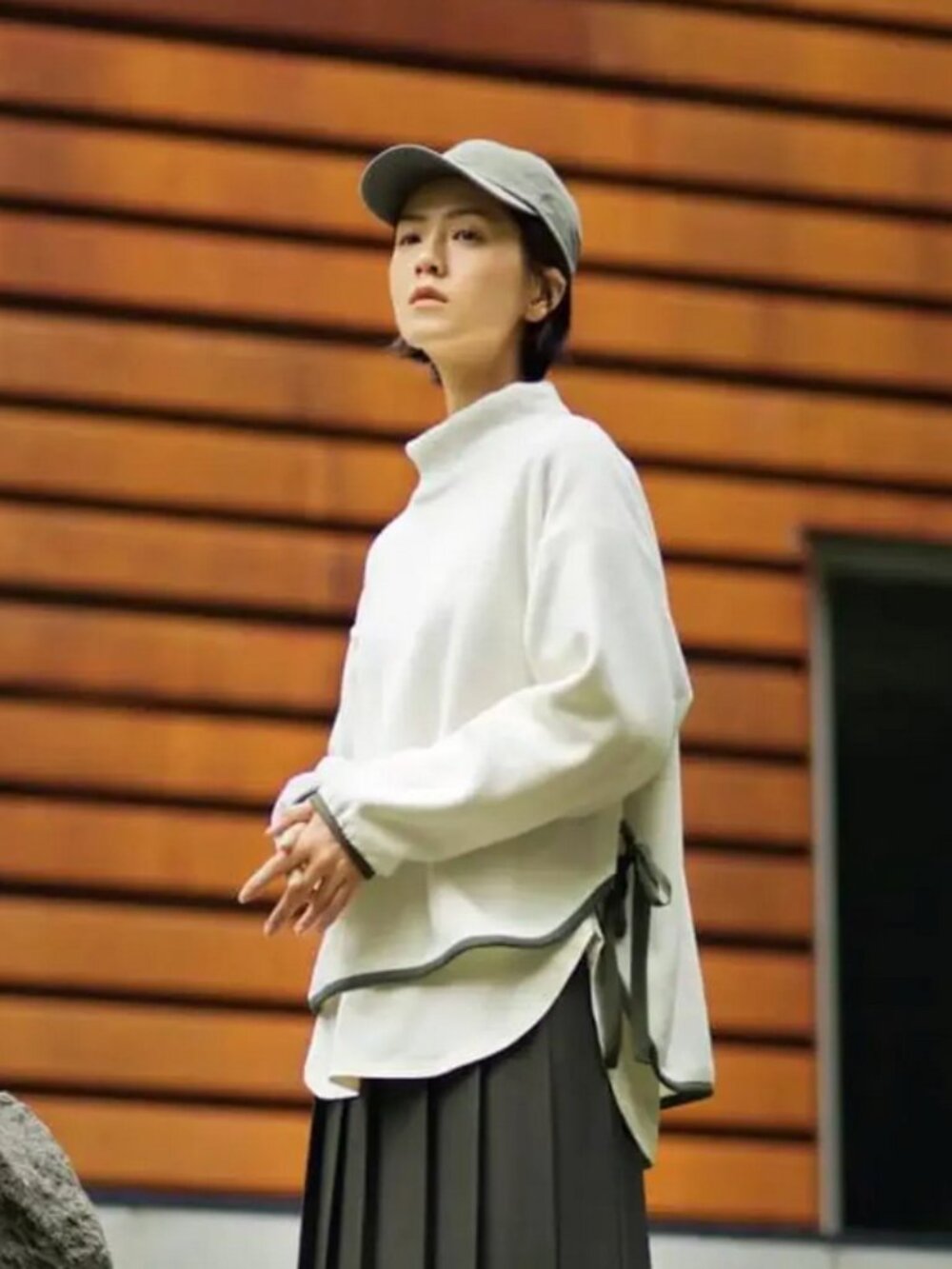 Uniqlo X White Mountaineering white fleece